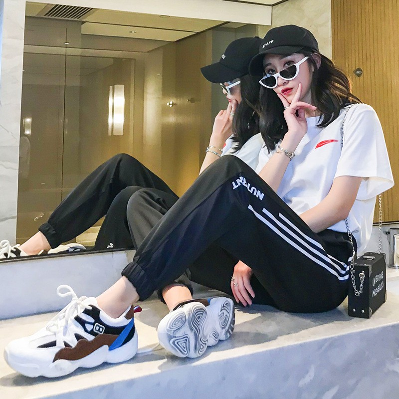 Quần thể thao Nutrent phối sọc Hàn Quốc A076