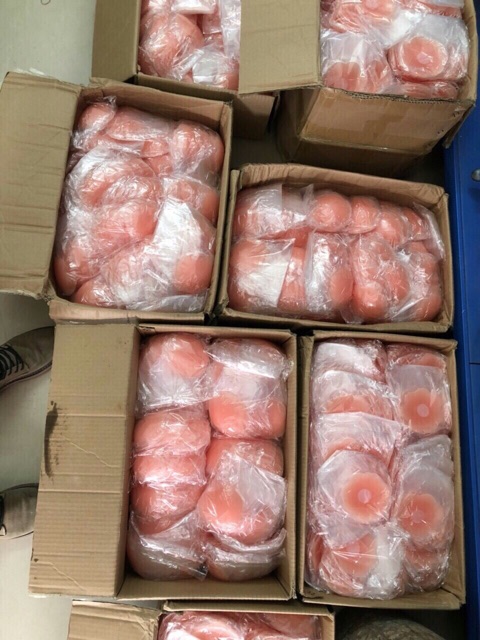 Miếng dán nâng ngực silicon