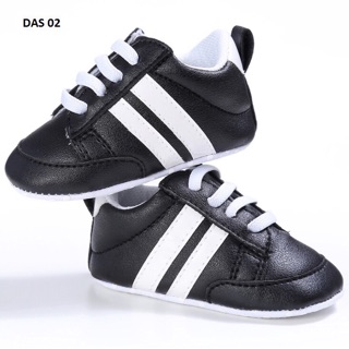 Giày tập đi adidas cho bé