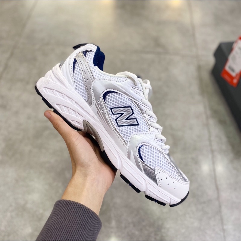 Giày thể thao new 530