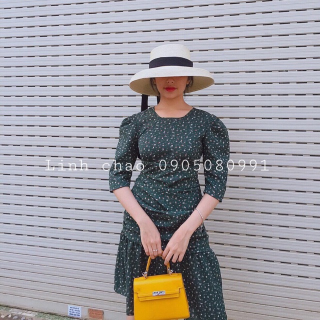Váy thiết kế