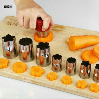 Bộ Khuôn Tỉa Củ Qủa 8 Món