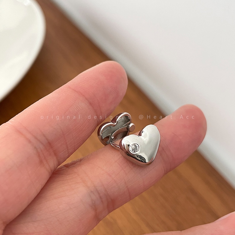 Khuyên Kẹp Vành Tai Hình Trái Tim Sang Trọng Sành Điệu Cho Nữ