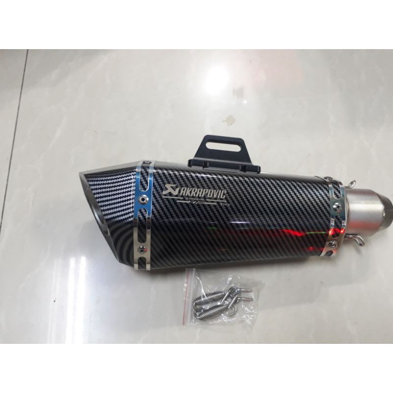 LON PÔ  ĐỘ AKRAPOVIC