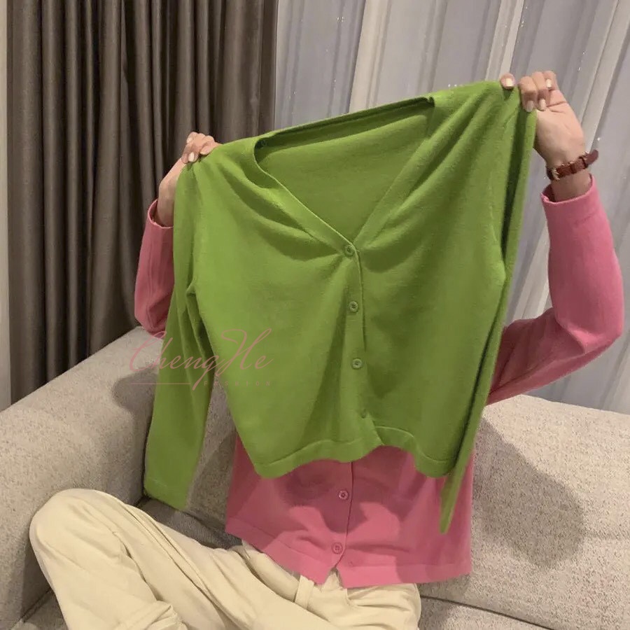 Áo khoác cardigan len nữ dáng lửng croptop cài cúc cổ V dài tay ôm dáng thu đông A00052