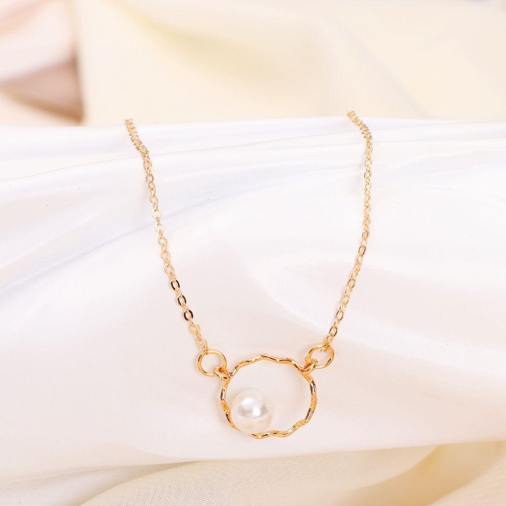 Vòng cổ Mặt Tròn Đính Hạt Giả Ngọc Trai