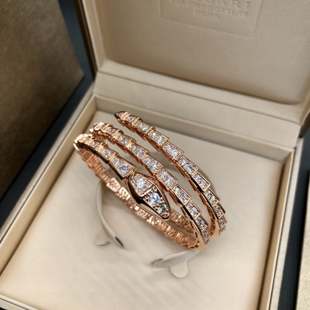 Vòng Tay Ba Lớp Hình Rắn Đính Đá Kim Cương Thời Trang Dành Cho Cặp Đôi