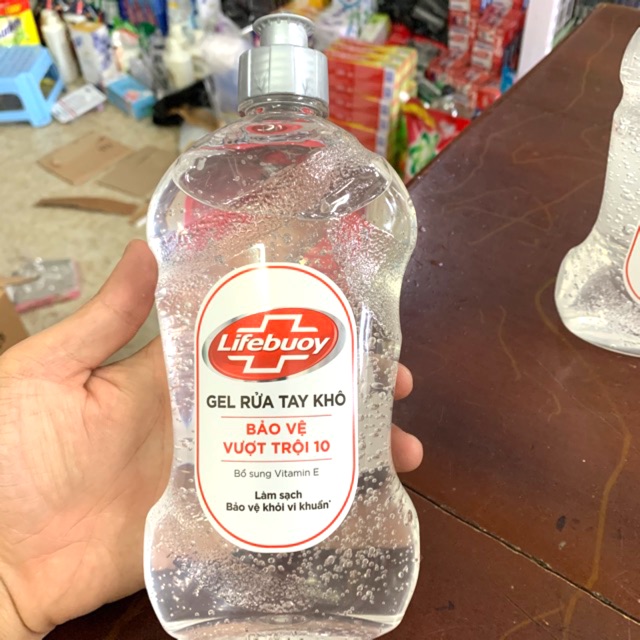 Gel rửa tay khô sạch siêu nhanh Lifebuoy Bảo Vệ Vượt Trội 10 (Chai nắp bạc 500ml)