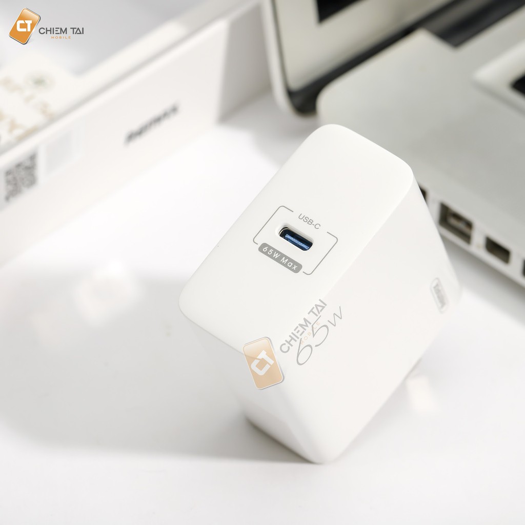 Bộ sạc nhanh đa năng thế hệ mới Remax 65W Mini Travel Quick Charger  GaN 65W cho Smartphone / Macbook/ Laptop