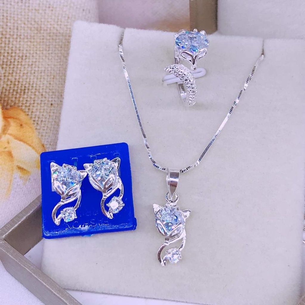 Sét trang sức hồ ly gắn đá phong thủy gồm dây chuyền nhẫn và bông tai, chất liệu bạc ta sang trọng nữ tính