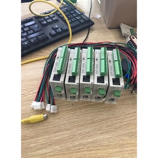 PLC Delta 14SS211R cũ