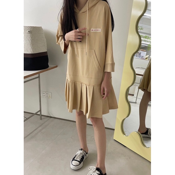 Váy hoodie dáng xoè xếp ly tay lửng thương hiệu Marni cao cấp