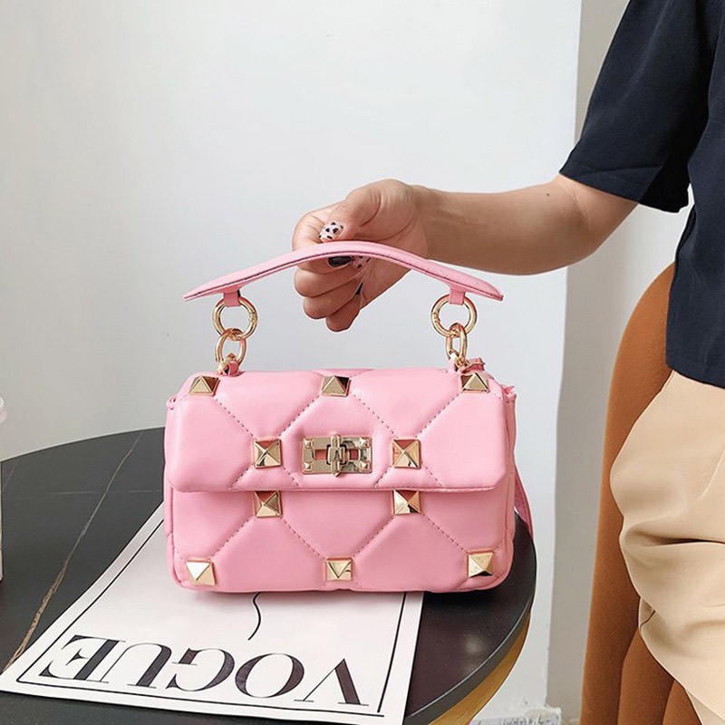 Túi đeo chéo IELGY bề mặt mềm thiết kế đinh tán thời trang cổ điển cho nữ