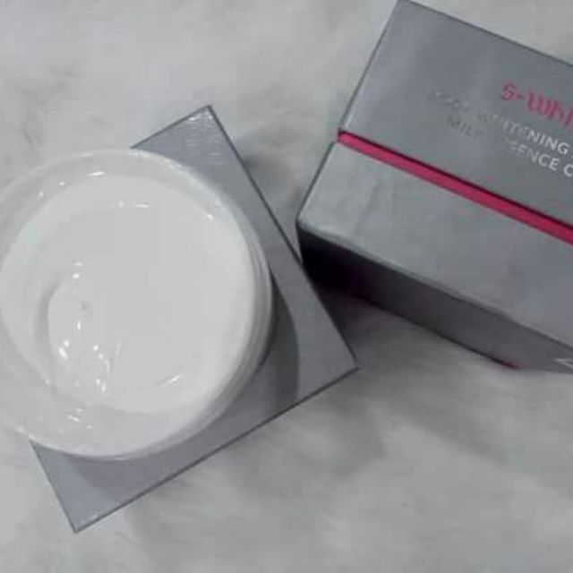 Kem Body bơ Swhite