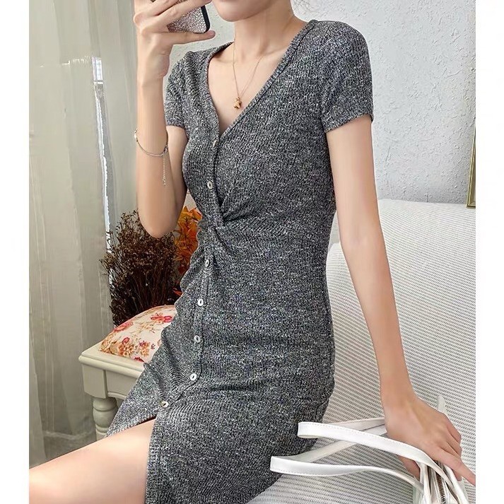 [Mã FATHANG5 giảm 10K đơn 50K] Váy body xám muối tiêu xoắn eo nút xà cừ