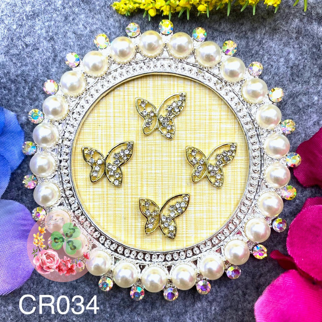 Mã CR034 . Charm kim loại đính đá trang trí móng siêu xinh.