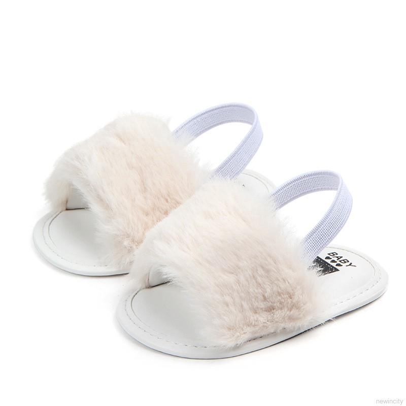 Giày sandal lông xù chống trượt cho thời trang cho bé gái
