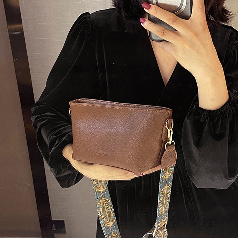 Túi Đeo Vai Thiết Kế Mới Thời Trang Theo Phong Cách retro Dành Cho Nữ