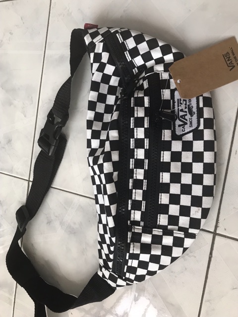 Túi đeo chéo VANS WARD CHECKERBOARD CROSSBODY BAG mẫu mới