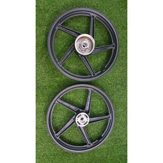 Bánh mâm 5 cây suzuki lắp các dòng Suzuki sport viva fx 125 như zin không cần chế