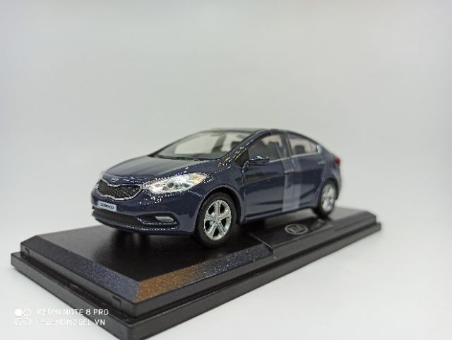 Mô hình Kia Cerato  tỷ lệ 1:38