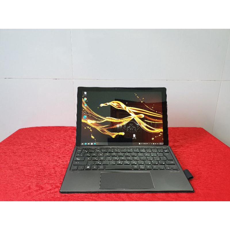 Laptop lai máy tính bảng HP Spectre X2