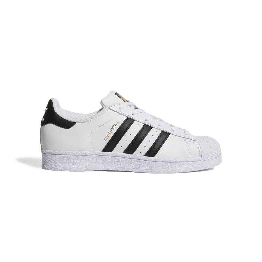 Giày Superstar da miếng kiểu dáng classic lên chân cực đẹp fullbox mới về tại shop. * `