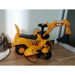 CẦN CẨU ĐIỆN SIZE ĐẠI CHO BÉ - CÓ NHẠC, 2 CHẾ ĐỘ TIẾN, LÙI - TẶNG MŨ, GẦU MÚC...