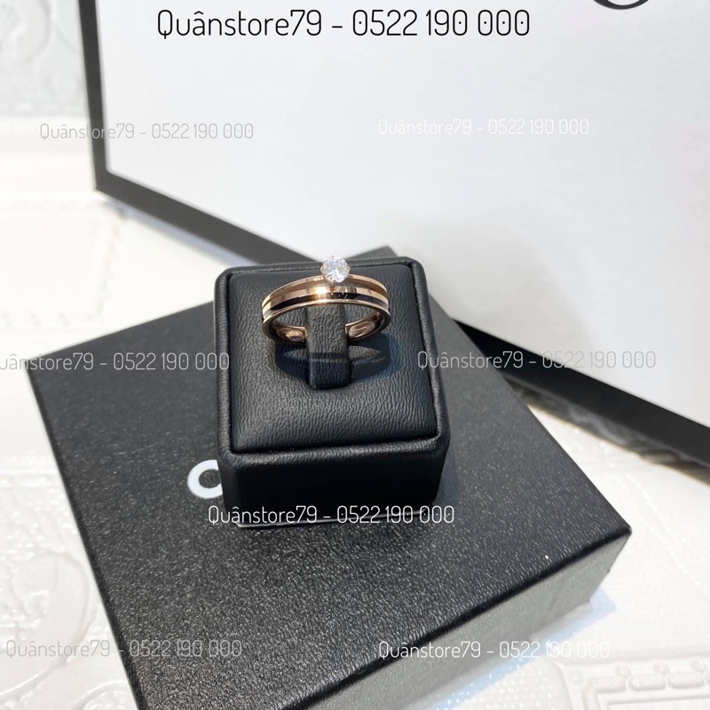 Trụ trưng nhẫn , vòng tay , vòng ximen ...da pu