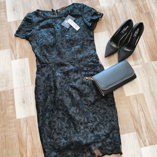 T2511 đầm ren đen newtag1650 tly 500k size M eo 70