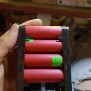 Pin makita 14.4v
