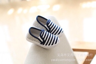 Giầy lười cho bé trai bé gái