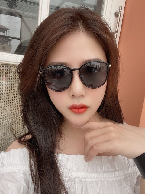 Kính Sinsay có mail mua hàng của web chính hãng