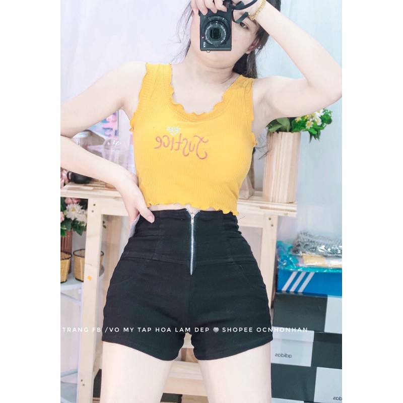 set áo croptop thêu phối quần short