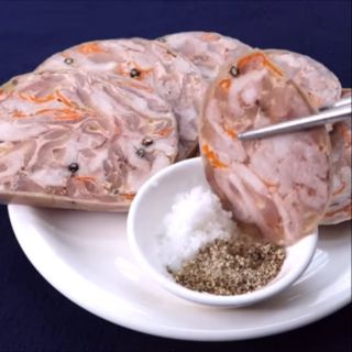 Chả lạnh...giò thủ. 180.000đ /1kg