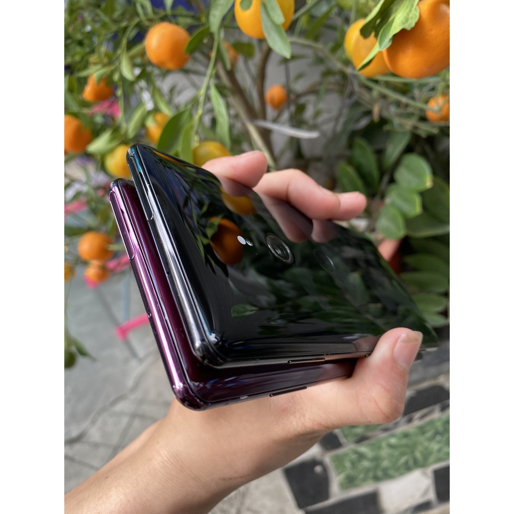 Điện thoại Sony Xperia XZ3 1SIM RAM 4/64GB Chip snap 845 8 nhân Màn Hình P-OLED, 6.0", Quad HD+ (2k