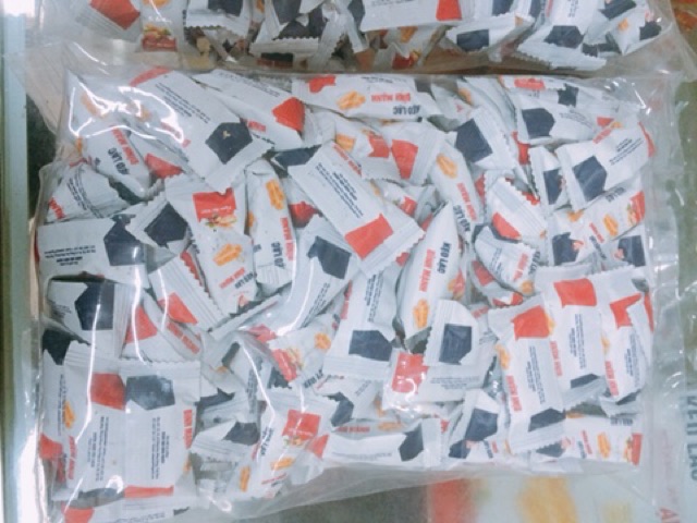 (Gói 0,3kg) Kẹo Lạc Đình Mạnh - Kẹo Lạc Làng Nguyễn- Kẹo Lạc Thái Bình | BigBuy360 - bigbuy360.vn