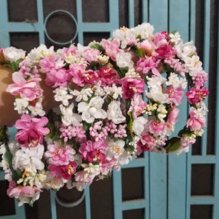 Vòng hoa đội đầu cho bé