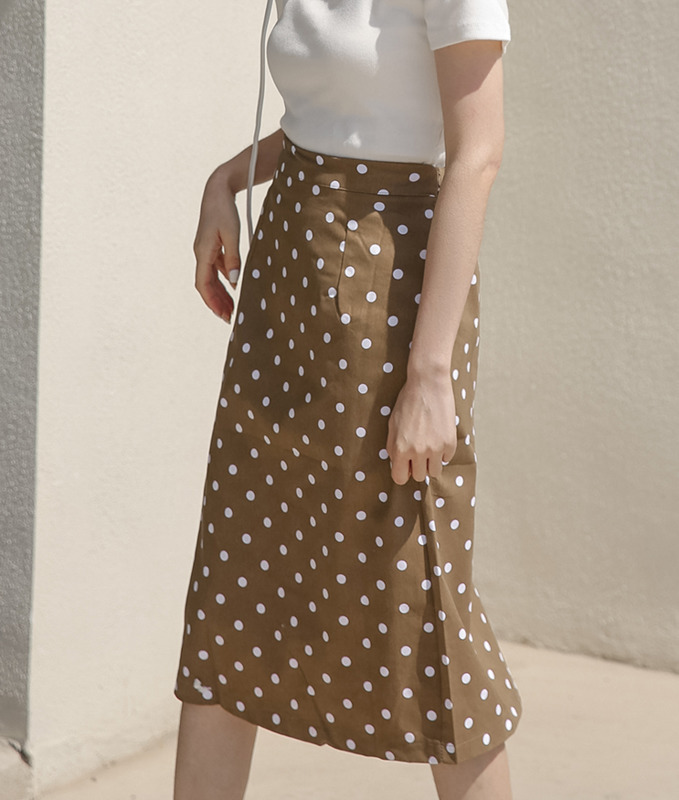 Chân váy lưng cao họa tiết chấm bi phong cách Hàn Quốc thời trang dễ phối đồ dành cho nữ