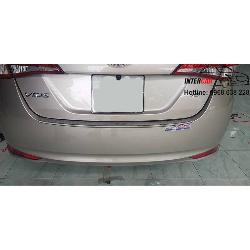 Bấc cốp inox xe Toyota Vios 2019