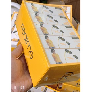 Tai nghe realme r700
