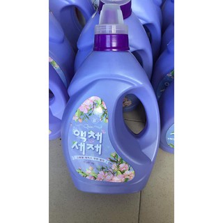 NƯỚC GIẶT NỮ HOÀNG QUEEN 2 LÍT THƠM LÂU