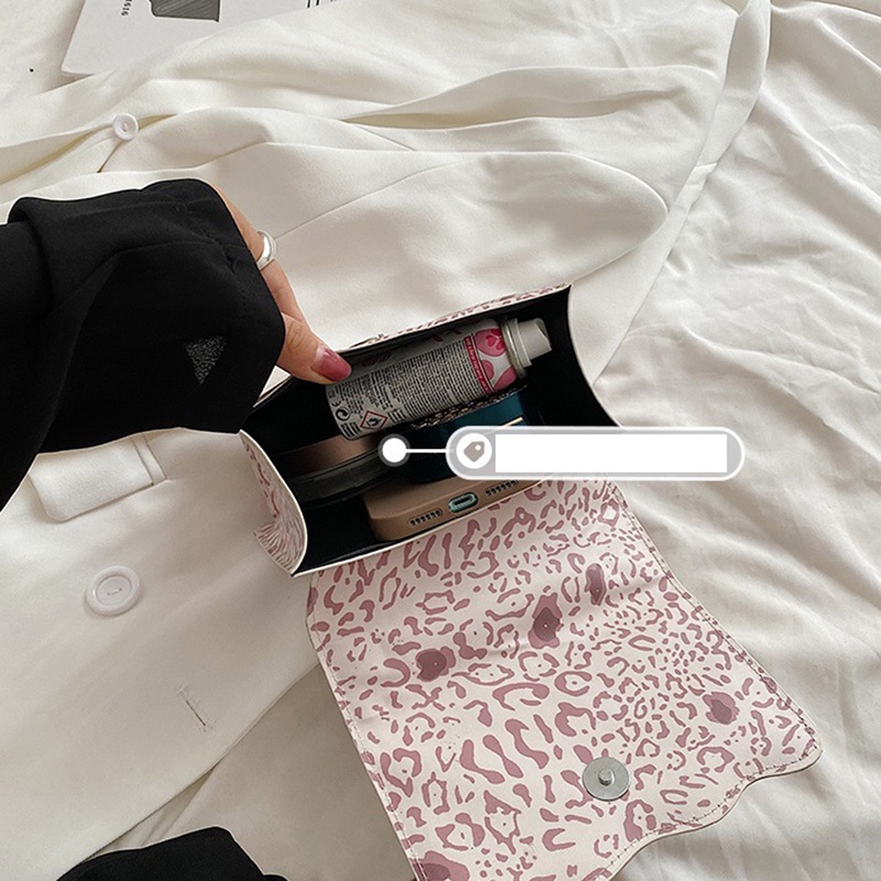 Túi đeo chéo IELGY dáng vuông nhỏ phối dây xích thời trang đường phố cá tính cho nữ