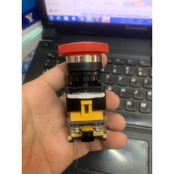 Nút dừng khẩn Stop khẩn cấp phi 22