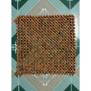 Đệm lót ghế bằng hạt gỗ thoáng mát