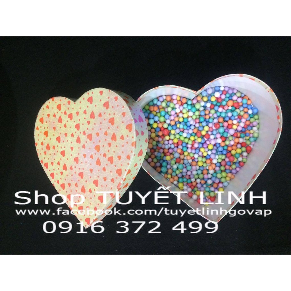 Hộp quà hình tim có nhiều màu:30k /hộp | BigBuy360 - bigbuy360.vn