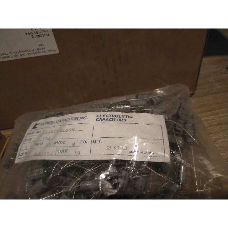 Tụ cắt treble Illinois usa 3.3uf/160v