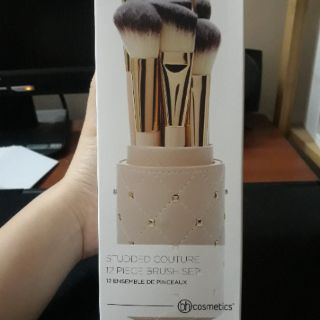 Cọ trang điểm bh comestic