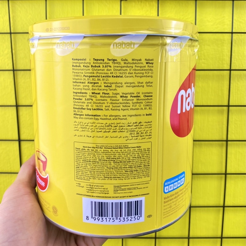 Bánh kem xốp phô mai Nabati Bites Cheese Cream Wafer hộp thiếc 300g | BigBuy360 - bigbuy360.vn