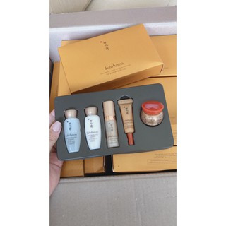 Bộ dưỡng da nhân sâm Sulwhasoo Concentrated Ginseng Renewing Basic Kit 5 pcs [Hàng chuẩn - Date 2024]